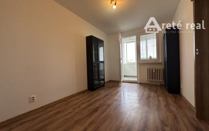 ARETÉ REAL – PRENÁJOM ZARIADENÉHO 3-IZBOVÉHO BYTU S PARKOVANÍM, ENERGIAMI AJ INTERNETOM, PEZINOK, LACA NOVOMESKÉHO