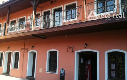 ARETÉ REAL - PRENÁJOM 13 m2 OBCHODNÉHO / ADMINISTRATÍVNEHO PRIESTORU V CENTRE PEZINKA, M.R. ŠTEFÁNIKA