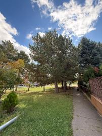 Areté real - Predaj slnečného tehlového 3-izbového bytu s 2 loggiami a s nádherným výhľadom, Trnavská ul., Pezinok