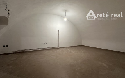 ARETÉ REAL - PRENÁJOM 145 m2 KOMERČNÉHO PRIESTORU V PRIAMOM CENTRE, PEZINOK, KOLLÁROVA