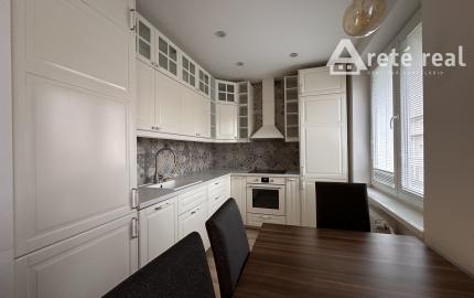 ARETÉ REAL – PRIPRAVUJEME PRENÁJOM  ZARIADENÉHO 2-IZBOVÉHO BYTU S PARKOVANÍM V CENTRE, PEZINOK, ZÁHRADNÁ