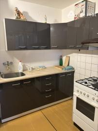 ARETÉ REAL- PREDAJ TEHLOVÉHO 4 IZB.BYTU V PEZINKU, CENTRUM, SLNEČNÝ S LOGIGOU A MUROVANOU PIVNICOU