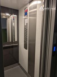 ARETÉ REAL-Predaj 3 izbového slnečného bytu v Modre, centrum na skok, krásny výhľad na panorámu mesta