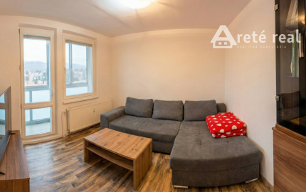 ARETÉ REAL-Predaj 3 izbového slnečného bytu v Modre, centrum na skok, krásny výhľad na panorámu mesta