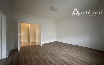 ARETÉ REAL - PRENÁJOM RODINNÉHO DOMU S GARÁŽOU V CENTRE, PEZINOK, TRNAVSKÁ