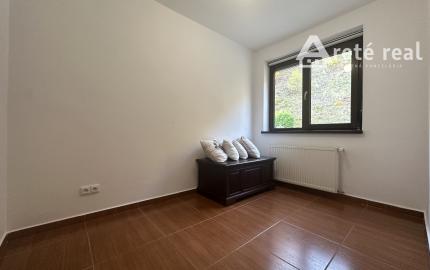 ARETÉ REAL – DOM ALEBO CHATU VHODNÚ AJ NA CELOROČNÉ BÝVANIE, PEZINOK, STUPY