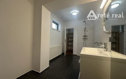ARETÉ REAL – DOM ALEBO CHATU VHODNÚ AJ NA CELOROČNÉ BÝVANIE, PEZINOK, STUPY