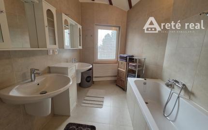 Areté real - Predaj nadštandardného rodinného domu s unikátnym projektom modernizácie a rozšírenia na rozľahlom pozemku s panoramatickým výhľadom v Limbachu