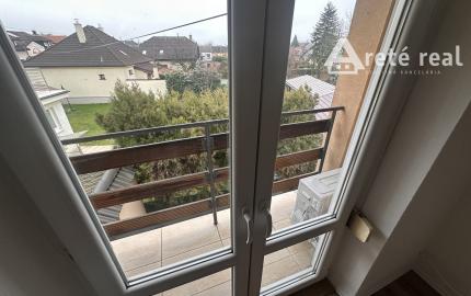 ARETÉ REAL - PRENÁJOM RODINNÉHO DOMU S GARÁŽOU V CENTRE, PEZINOK, TRNAVSKÁ