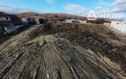 ARETÉ REAL - PREDAJ 698 m2 STAVEBNÉHO POZEMKU S FAMÓZNYM VÝHĽADOM, PEZINOK, VINICE