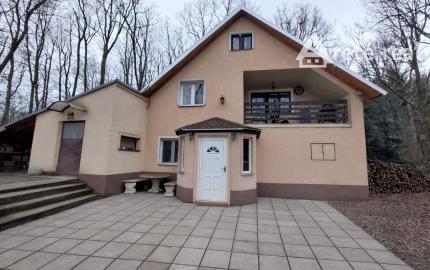 Areté real-Predaj dvojpodlažnej chaty vhodnej aj na celoročné bývanie, Kučišdorfská dolina, Pezinok
