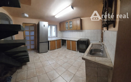 Areté real-Predaj dvojpodlažnej chaty vhodnej aj na celoročné bývanie, Kučišdorfská dolina, Pezinok