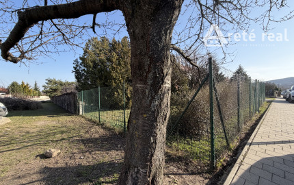 ARETÉ REAL - PREDAJ 896 m2 STAVEBNÉHO POZEMKU, LIMBACH, SLNEČNÁ