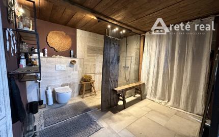 ARETÉ REAL - BÝVANIE S PODNIKANÍM V CENTRE PEZINKA, JESENSKÉHO A HOLUBYHO