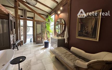 ARETÉ REAL - BÝVANIE S PODNIKANÍM V CENTRE PEZINKA, JESENSKÉHO A HOLUBYHO