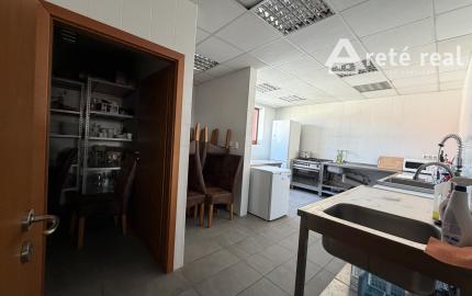 ARETÉ REAL – PRENÁJOM 160m2 KOMERČNÉHO PRIESTORU NA TOP MIESTE, PEZINOK, JESENSKÉHO