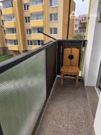 Areté real- Predaj priestranného 2-izbového bytu v dobrej lokalite, ul. Muškátová, Pezinok