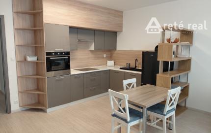 ARETÉ REAL- PRENÁJOM KRÁSNEHO 2 IZ.BYTU, JÉGÉHO ALEJ, LOGGIA,VNÚTORNÉ PARKOVACIE STÁTIE , ZARIADENÝ