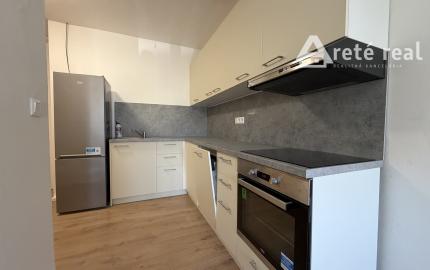 ARETÉ REAL – PRENÁJOM PRIESTRANNÉHO 3-IZBOVÉHO BYTU S PARKOVANÍM, SENEC, NÁM. 1. MÁJA