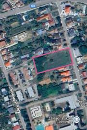 Areté real - Predaj investičného stavebného pozemku v centre obce Budmerice, výborná investičná príležitosť