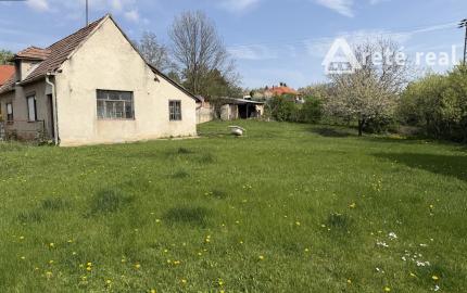 ARETÉ REAL – PREDAJ 3-IZBOVÉHO RODINNÉHO DOMU NA NÁDHERNOM POZEMKU, BOROVÁ