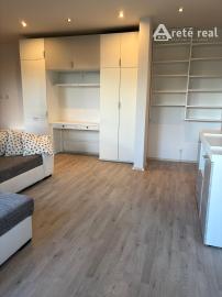 Priestranný 2-izbový byt, loggia, Nivy, 54 m2, vlastný kotol