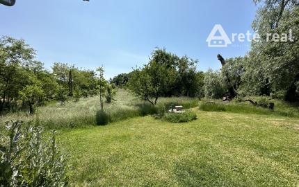 ARETÉ REAL – PRIPRAVUJEME PREDAJ 6270m2 POZEMKU S JAZIERKOM V MODRE, ČASŤ ŠARKAPERKY