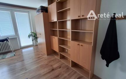 Areté real- Predaj  slnečného 4 izbového bytu s 3 loggiami, ulica Ladislava Dérera, lokalita KRAMÁRE