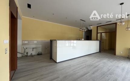 ARETÉ REAL – PRENÁJOM 171m2 KOMERČNÉHO PRIESTORU S TERASOU NA TOP MIESTE, PEZINOK, JESENSKÉHO