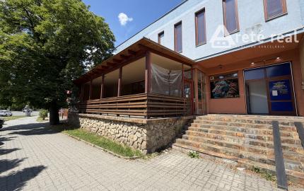ARETÉ REAL - PRENÁJOM 75 m2 KOMERČNÉHO PRIESTORU V CENTRE, PEZINOK, JESENSKÉHO