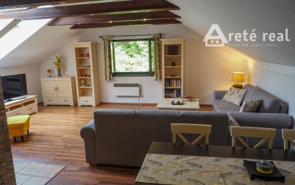 Areté real - Predaj nadštandardného apartmánu LUX s krbom a garážovým státím v rezorte Hrabovo, Ružomberok