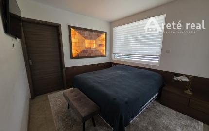Areté real - Predaj nadštandardného nízkoenergetického rodinného domu s garážou a zimnou záhradou v novej lokalite v Slovenskom Grobe