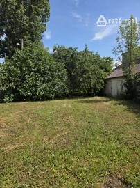 ARETÉ REAL - PREDAJ  POZEMKU  V PEZINKU S VEĽKORYSOU VÝMEROU 692 M2