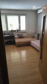 Areté Real - ponúka na predaj svetlý, zrekonštruovaný 2-izbový byt s loggiou