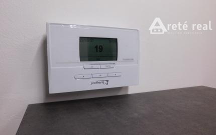 ARETÉ REAL – PRENÁJOM 2-IZBOVÉHO BYTU V CENTRE MESTA PEZINOK, FARSKÁ