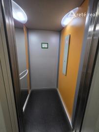 Areté real- Predaj výborne riešeného 2-izbového bytu s garážovým státím v dobrej lokalite, ul. Novomeského /byt.dom La Vita/, Pezinok