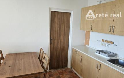 Areté real - Prenájom pekného, zariadeného 3-izbového bytu s priestrannou loggiou, Jurkovičova ul., Bratislava - Rača