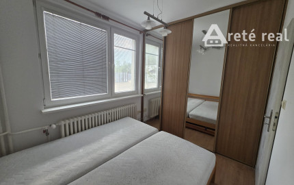 Areté real- Predaj výborne dispozične riešeného 2-izbového bytu v dobrej lokalite, sídl. Juh, Pezinok