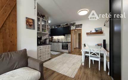 ARETÉ REAL – PREDAJ 2-IZBOVÉHO BYTU S BALKÓNOM A PARKOVANÍM, PEZINOK, LA VITA