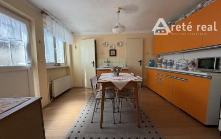 ARETÉ REAL - PREDAJ RODINNÉHO DOMU S GARÁŽOU, SLOVENSKÝ GROB, NOVÁ