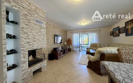 ARETÉ REAL – VKUSNÝ RD SO ZIMNOU ZÁHRADOU, TERASOU A GARÁŽOU, SLOVENSKÝ GROB, MONARI