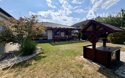 ARETÉ REAL – VKUSNÝ RD SO ZIMNOU ZÁHRADOU, TERASOU A GARÁŽOU, SLOVENSKÝ GROB, MONARI