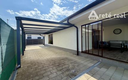 ARETÉ REAL – VKUSNÝ RD SO ZIMNOU ZÁHRADOU, TERASOU A GARÁŽOU, SLOVENSKÝ GROB, MONARI