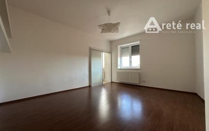 ARETÉ REAL - PRENÁJOM 2-IZBOVÉHO BYTU S TERASOU, PEZINOK, MOYZESOVA