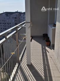PONÚKAME NA PREDAJ 4 IZBOVÝ, VÝBORNE RIEŠENÝ  BYT NA ul. LADISLAVA DÉRERA - KRAMÁRE, 3 LOGGIE, BEZBARIÉROVÝ PRÍSTUP