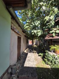 Areté real - Predaj rodinného domu v dobrej lokalite v Modre Kráľovej
