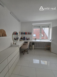 Areté real - Prenájom prevádzkového priestoru, vhodného na služby, resp. administratívu v centre Pezinka, ul. M.R.Štefánika