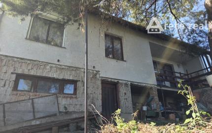 Areté real- Predaj dvojpodlažného rodinného domu s podpivničením v obci Šenkvice