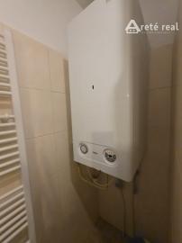 Areté real - Prenájom 1-izbového bytu s balkónom a pekným výhľadom, Svätoplukova ul., Pezinok