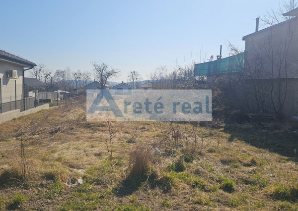 Areté real - Predaj stavebného pozemku na výstavbu rodinného domu, Smolenická Nová Ves